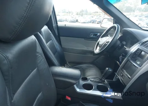 2012 Ford Explorer z USA, uszkodzony, nr VIN 1FMHK7B81CGA39292